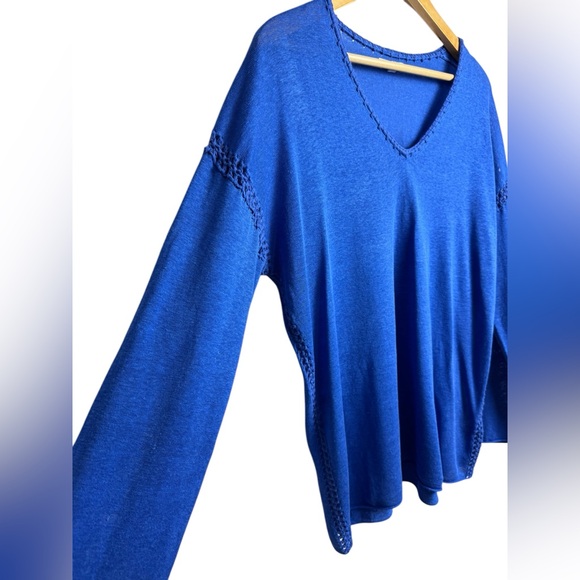 Johnny Was THE LIGHTWEIGHT CLASSIC WHIPSTITCH PULLOVER Silk/ Linen Electric Blue - Picture 6 of 13